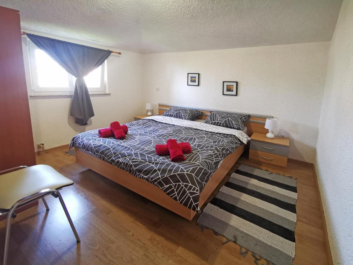 Apartman Luna Sveti Lovrec Pazenaticki Екстер'єр фото