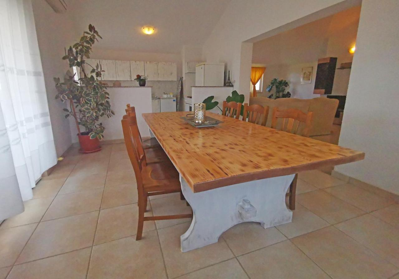 Apartman Luna Sveti Lovrec Pazenaticki Екстер'єр фото